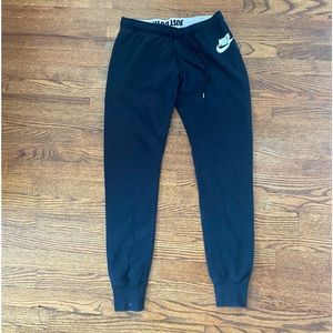 Nike joggers